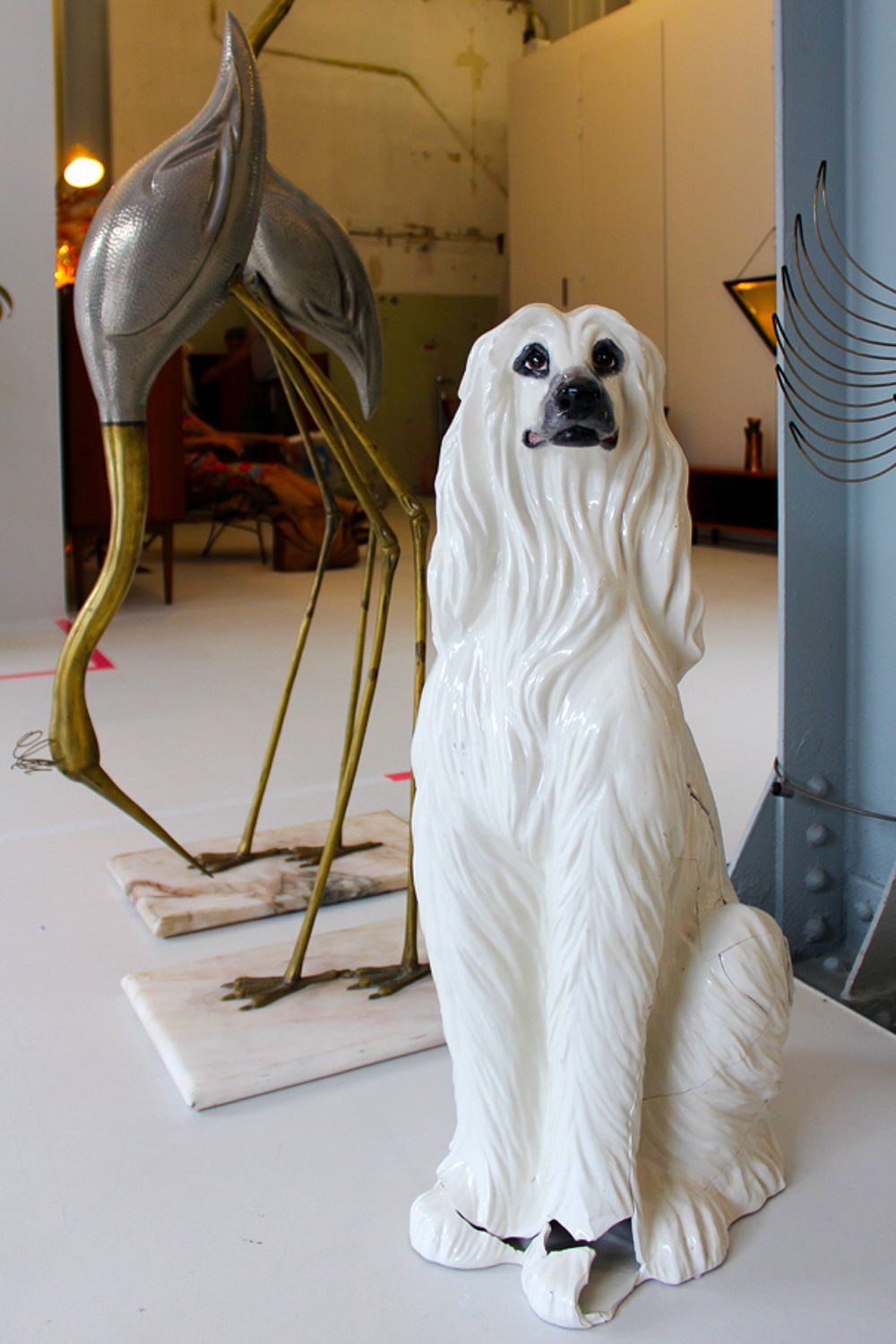 White Afghan hound statue at the Gevonden op Marktplaats Salon /// More on Interiorator.com